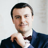 Илья Назаров